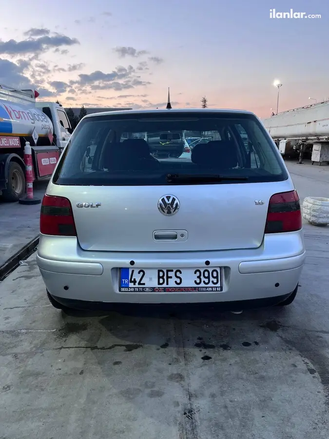 2003 Volkswagen Golf 1.6 diğer manuel otomobil - Fotoğraf 3
