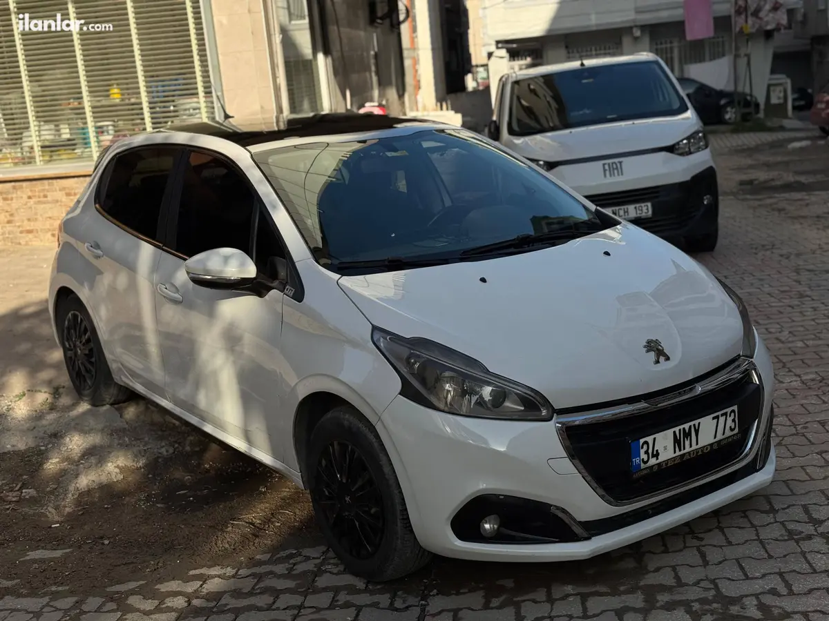 2017 Peugeot 208 1.2 PureTech benzinli otomatik otomobil - Fotoğraf 2