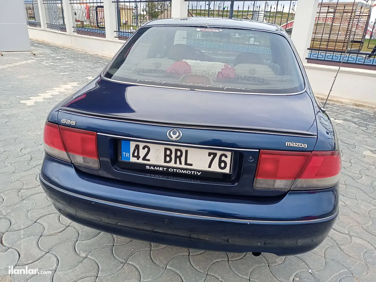 1992 Mazda 626 2.0 benzinli manuel otomobil - Fotoğraf 1