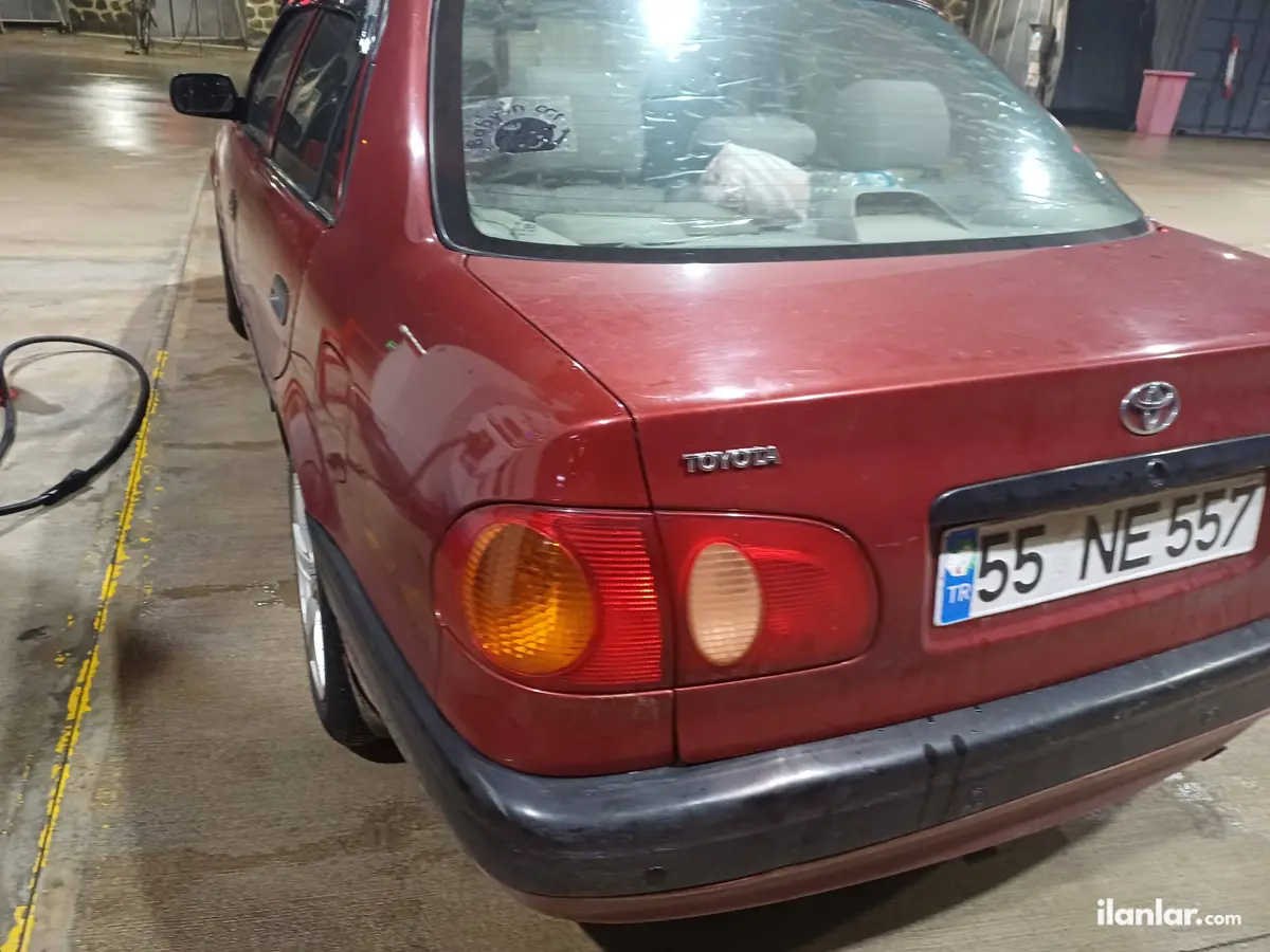 2001 Toyota Corolla 1.6 lPG manuel otomobil - Fotoğraf 1