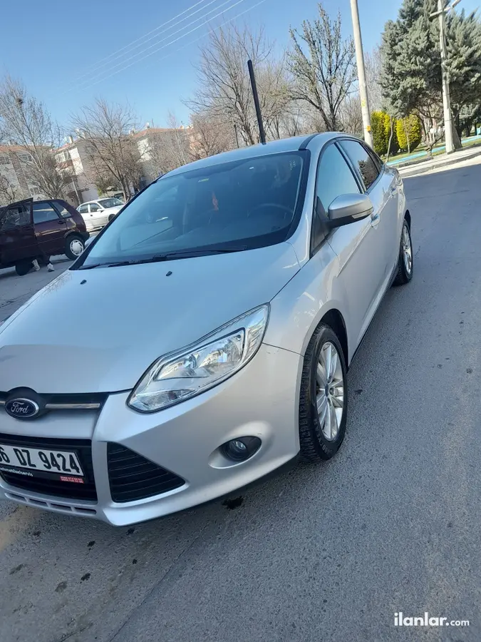 2013 Ford Focus 1.6 lPG otomatik otomobil - Fotoğraf 3