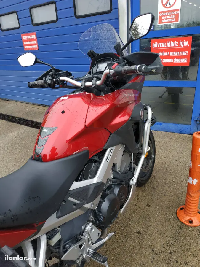 2019 Honda VFR 800 X Crossrunner benzinli manuel motosiklet - Fotoğraf 1