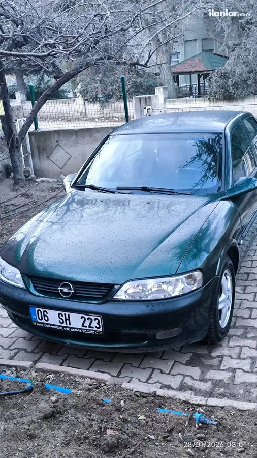1999 Opel Vectra 2.0 benzinli manuel otomobil - Fotoğraf 1