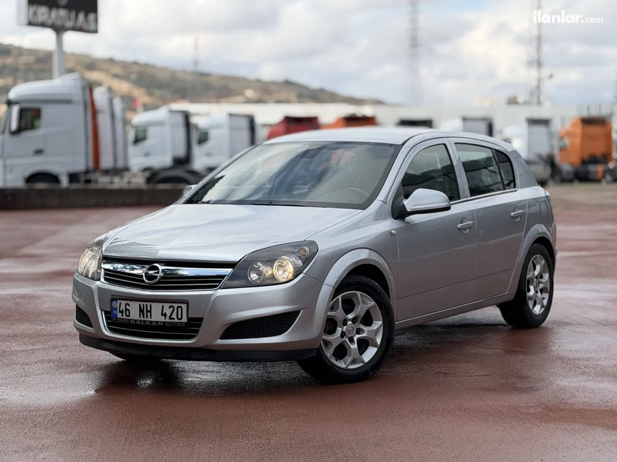 2013 Opel Astra 1.6 benzin & LPG manuel otomobil - Fotoğraf 2