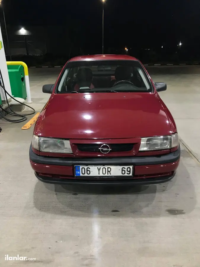 1991 Opel Vectra 1.8 benzinli manuel otomobil - Fotoğraf 1