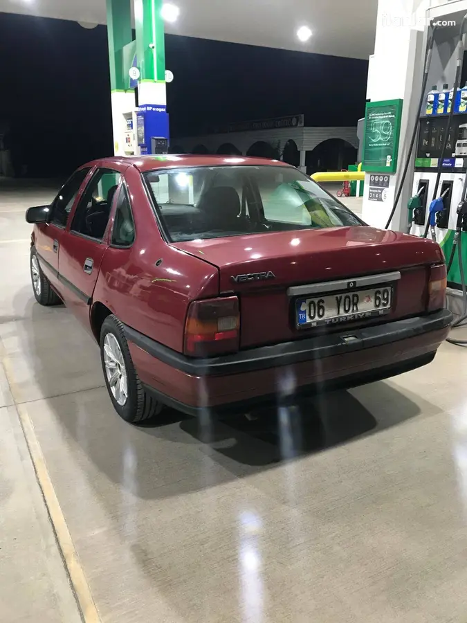 1991 Opel Vectra 1.8 benzinli manuel otomobil - Fotoğraf 3