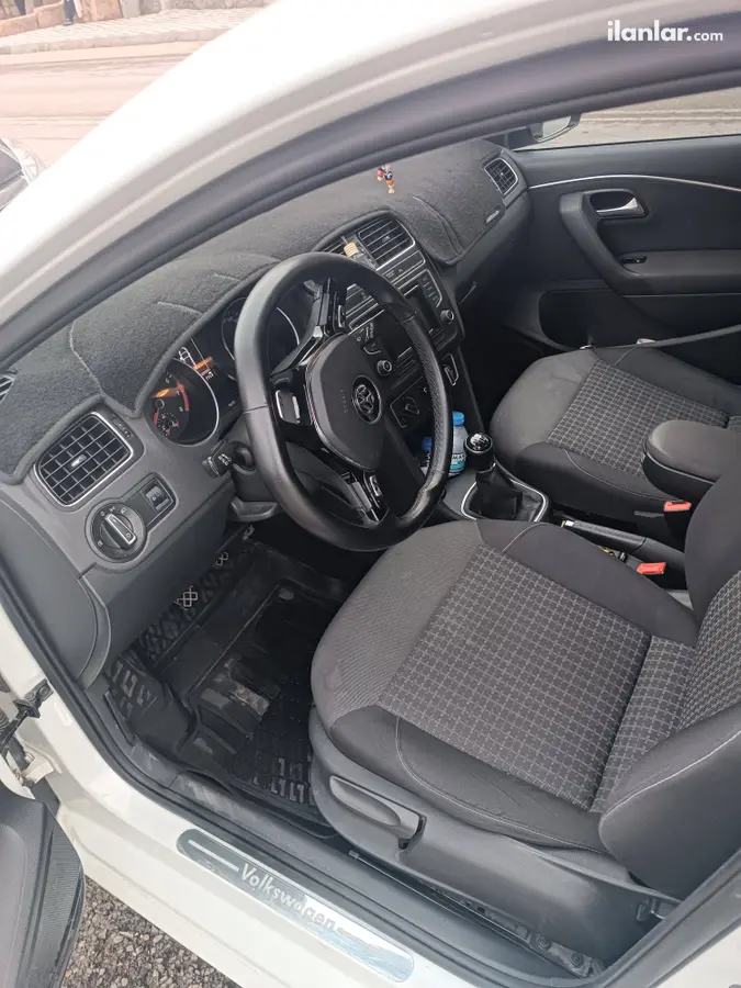 2014 Volkswagen Polo 1.2 TSi benzinli manuel otomobil - Fotoğraf 2