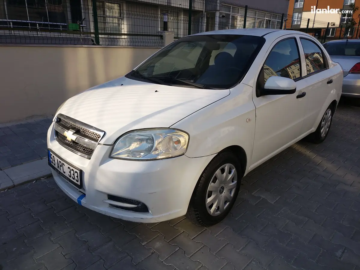 2011 Chevrolet Aveo 1.2 benzinli manuel otomobil - Fotoğraf 1