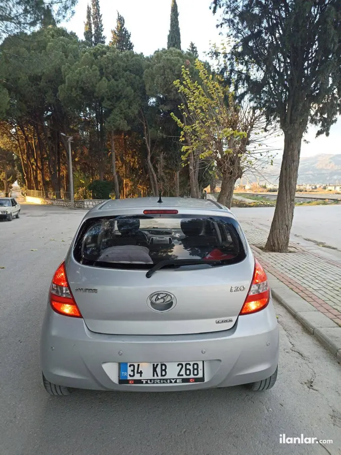 2012 Hyundai i20 1.4 CRDi dizel manuel otomobil - Fotoğraf 3