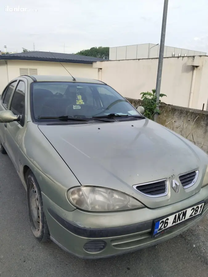 2001 Renault Megane 1.6 benzinli manuel otomobil - Fotoğraf 2