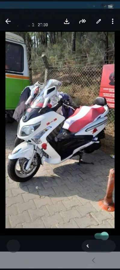 2012 SYM GTS 250i EVO benzinli otomatik motosiklet - Fotoğraf 2