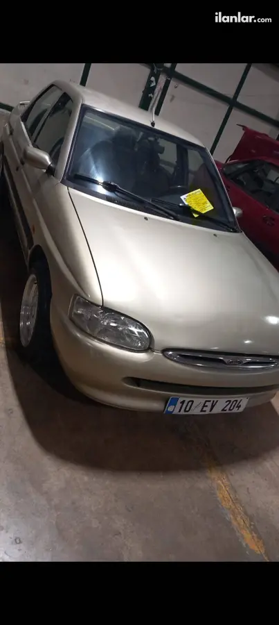 1996 Ford Escort 1.6 lPG manuel otomobil - Fotoğraf 1