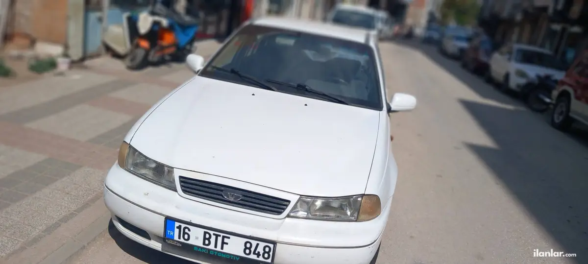 1997 Daewoo Nexia 1.5 benzinli manuel otomobil - Fotoğraf 1