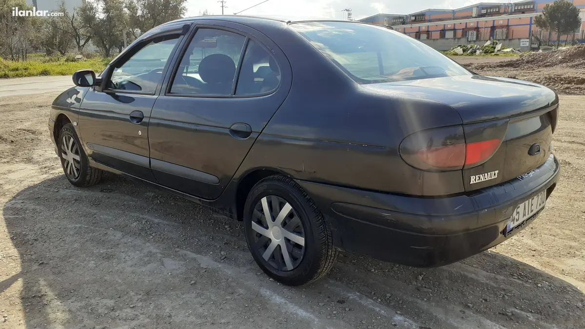 1998 Renault Megane 1.6 benzin & LPG manuel otomobil - Fotoğraf 2