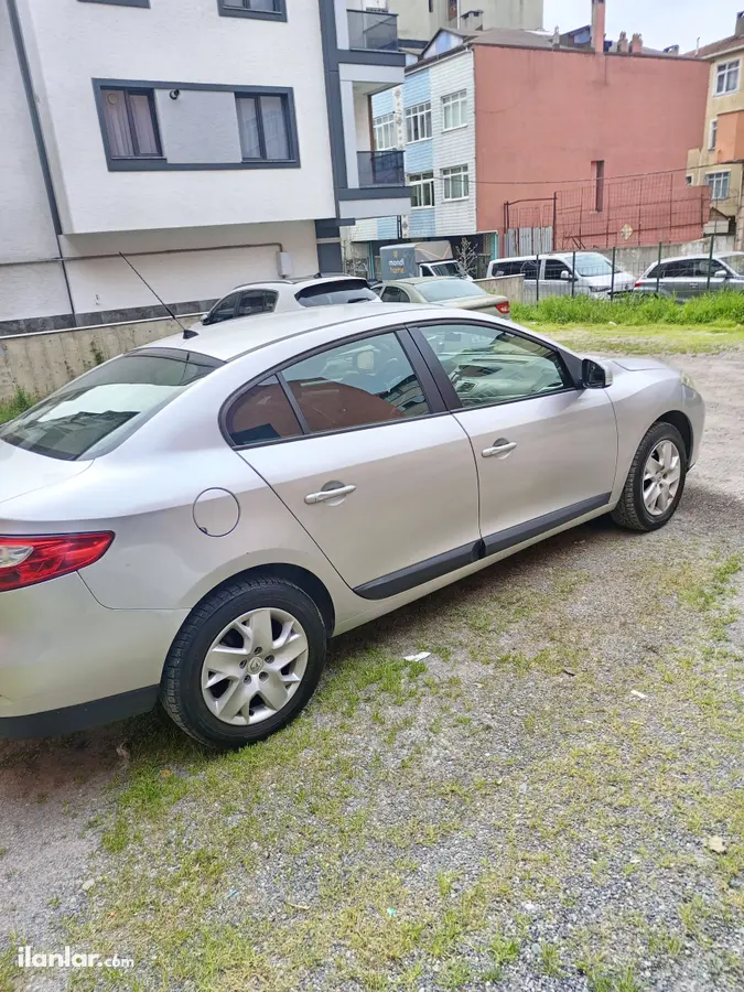 2011 Renault Fluence 1.5 dCi dizel manuel otomobil - Fotoğraf 2