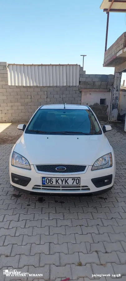 2006 Ford Focus 1.6 benzinli otomatik otomobil - Fotoğraf 2