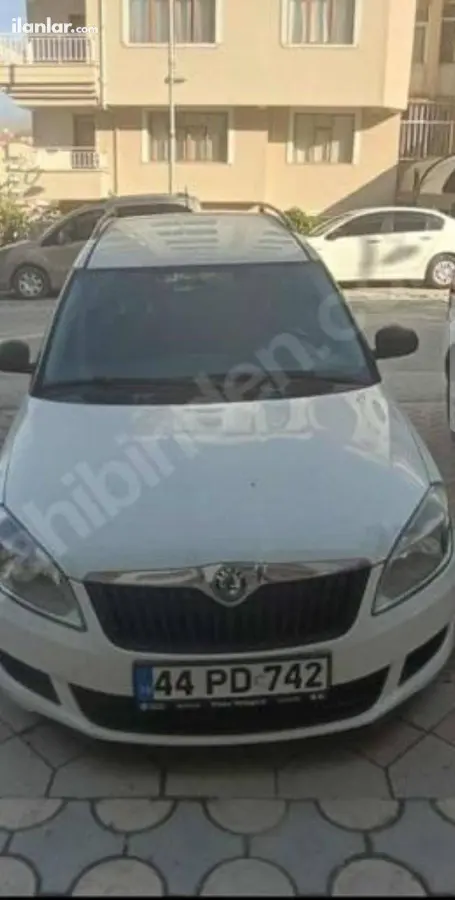 2012 Skoda Roomster 1.2 benzin & LPG manuel otomobil - Fotoğraf 1