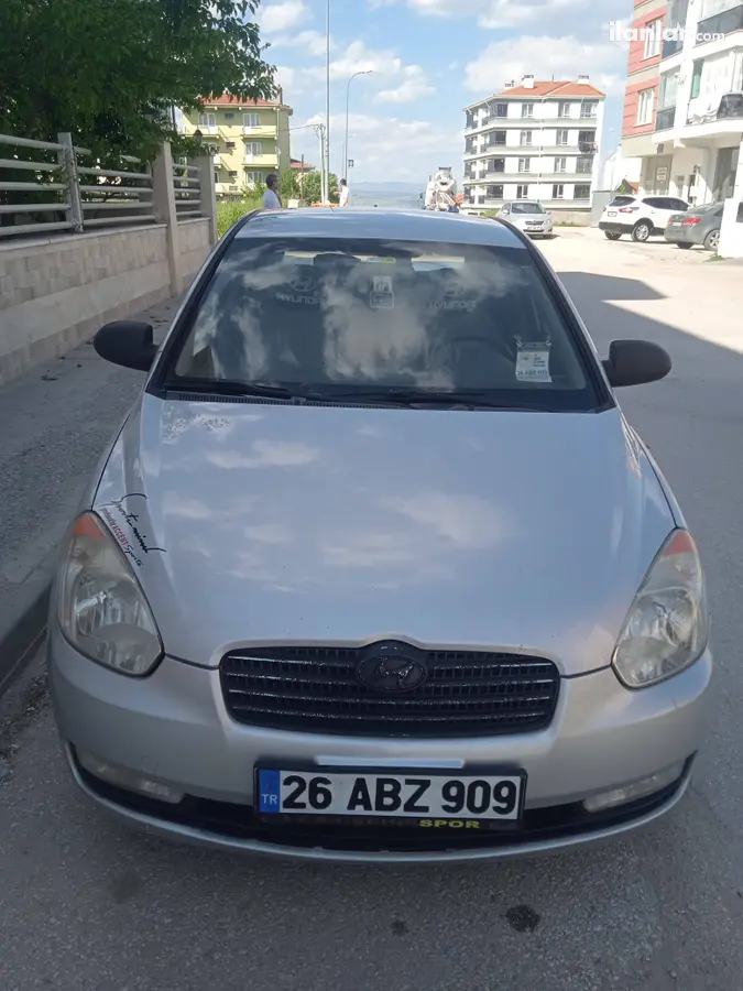 2008 Hyundai Accent Era 1.5 CRDi-VGT dizel manuel otomobil - Fotoğraf 1