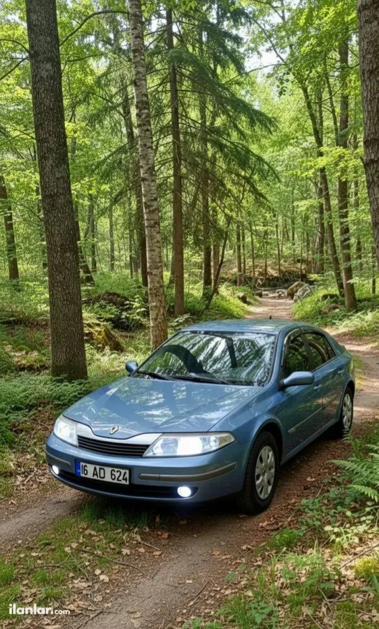 2004 Renault Laguna 1.6 benzinli manuel otomobil - Fotoğraf 3