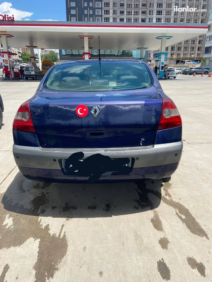 2004 Renault Megane 1.6 benzinli manuel otomobil - Fotoğraf 1