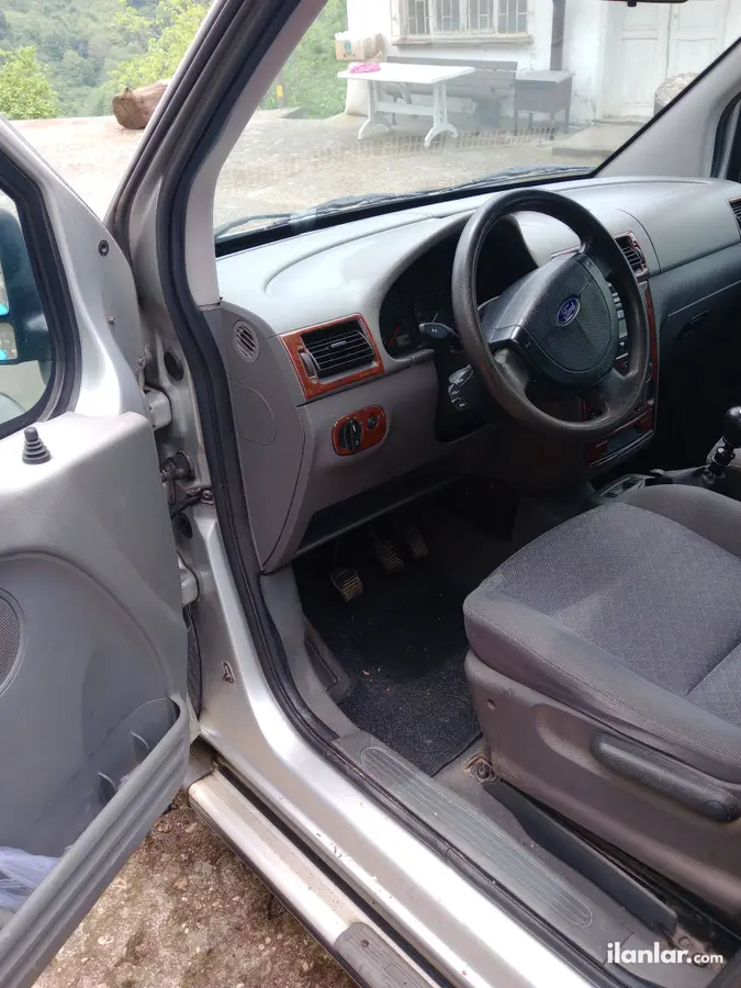 2004 Ford Tourneo Connect 75PS dizel manuel minivan & Panelvan - Fotoğraf 2