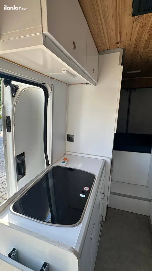 2015 Motokaravan Ford karavan - Fotoğraf 1