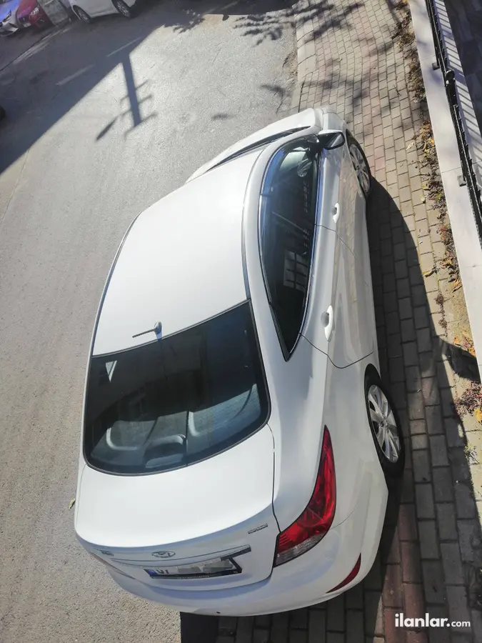 2015 Hyundai Accent Blue 1.6 CRDI dizel otomatik otomobil - Fotoğraf 1