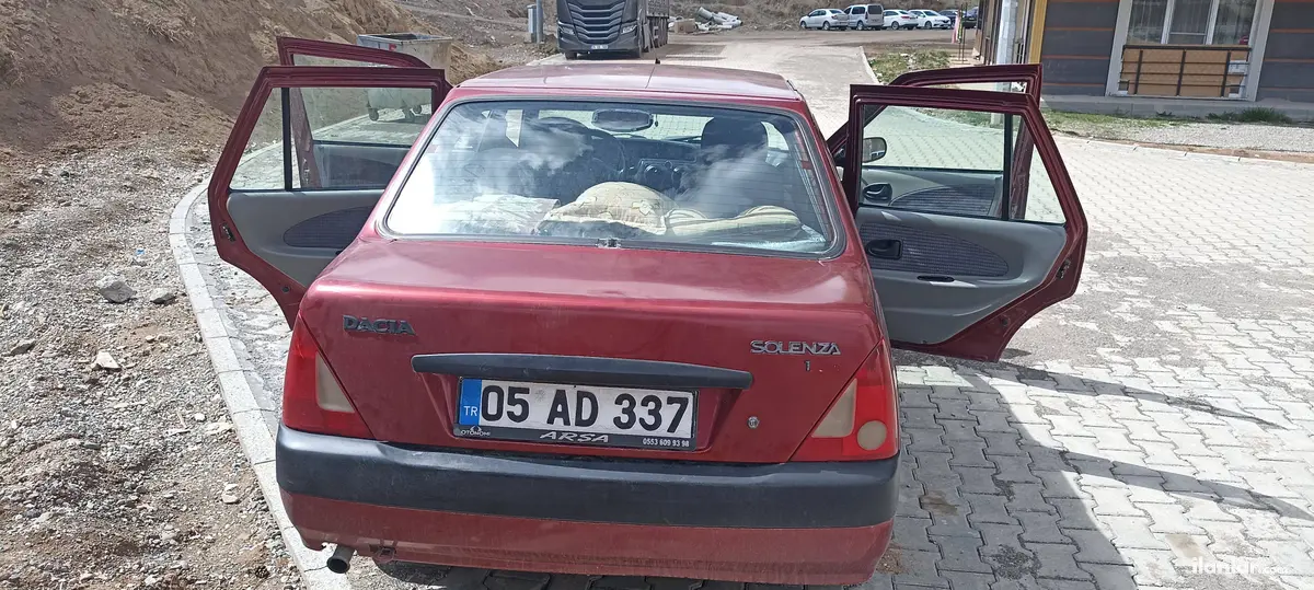 2003 Dacia Solenza 1.4 benzinli manuel otomobil - Fotoğraf 1