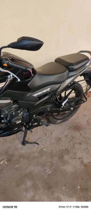 2024 TVS Raider 125 benzinli manuel motosiklet - Fotoğraf 2