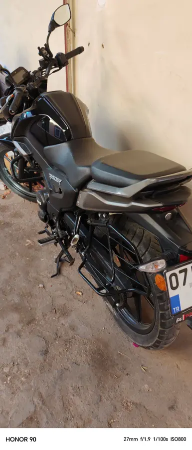2024 TVS Raider 125 benzinli manuel motosiklet - Fotoğraf 3