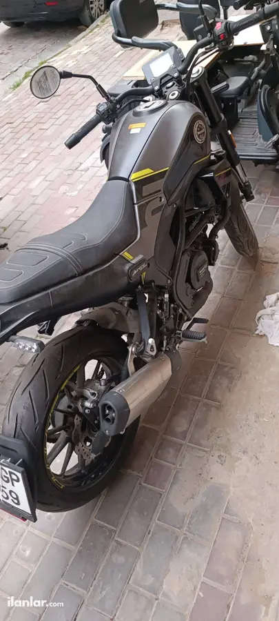 2023 Benelli Leoncino 250 benzinli manuel motosiklet - Fotoğraf 3