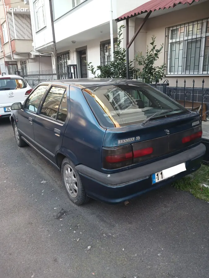 1996 Renault R 19 1.6 Europa benzinli manuel otomobil - Fotoğraf 2