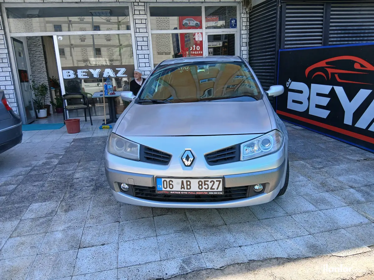 2009 Renault Megane 1.5 dCi dizel manuel otomobil - Fotoğraf 2