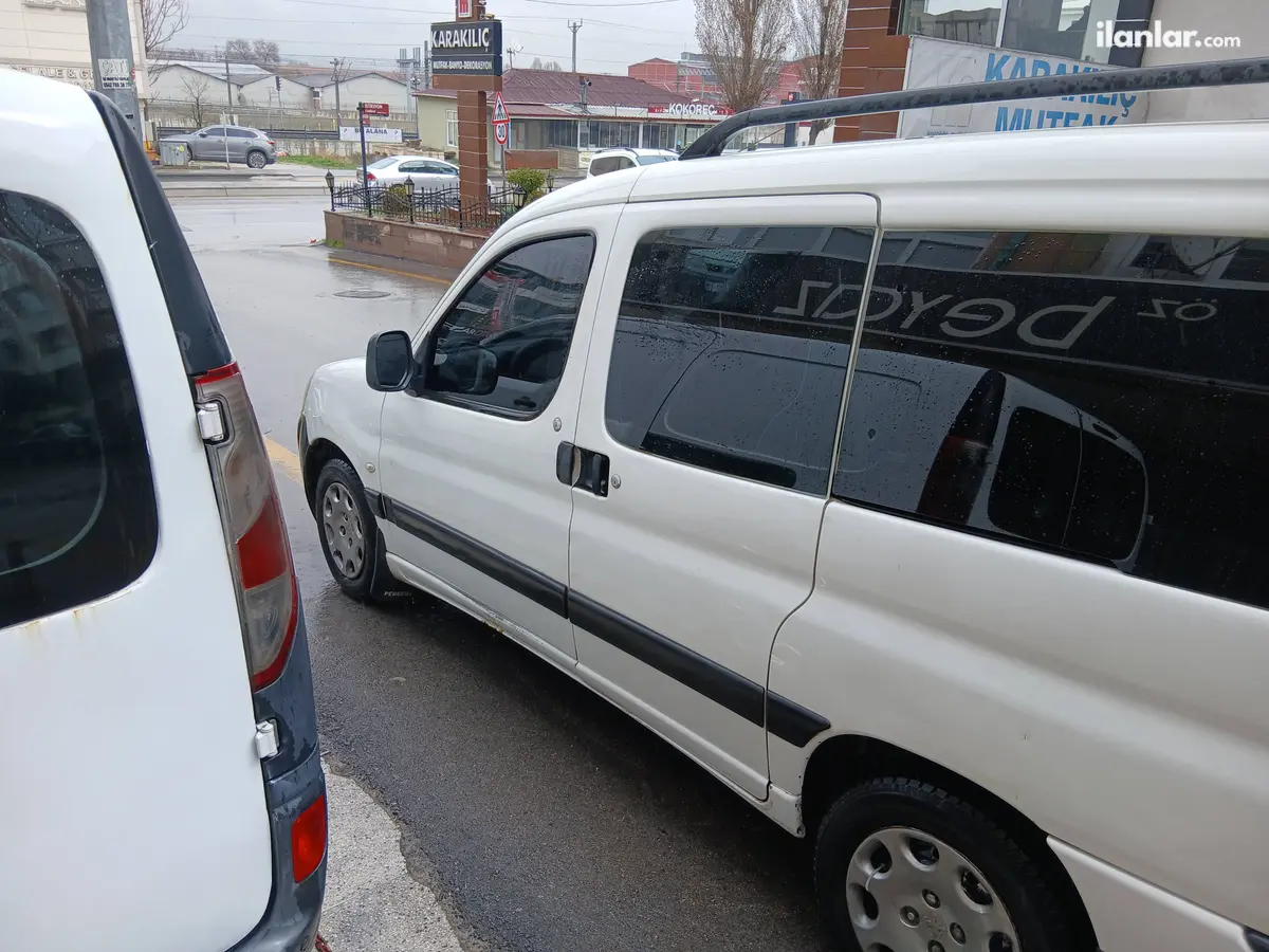 2006 Peugeot Partner 1.9 D dizel manuel minivan & Panelvan - Fotoğraf 1