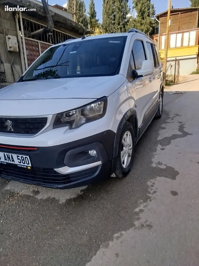 2020 Peugeot Rifter 1.5 BlueHDI dizel otomatik minivan & Panelvan - Fotoğraf 1