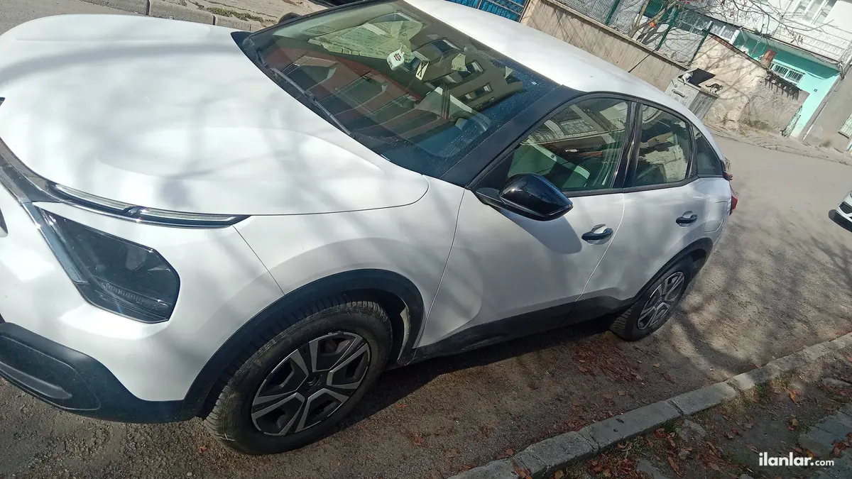 2021 Citroen C4 1.2 PureTech benzinli manuel otomobil - Fotoğraf 3