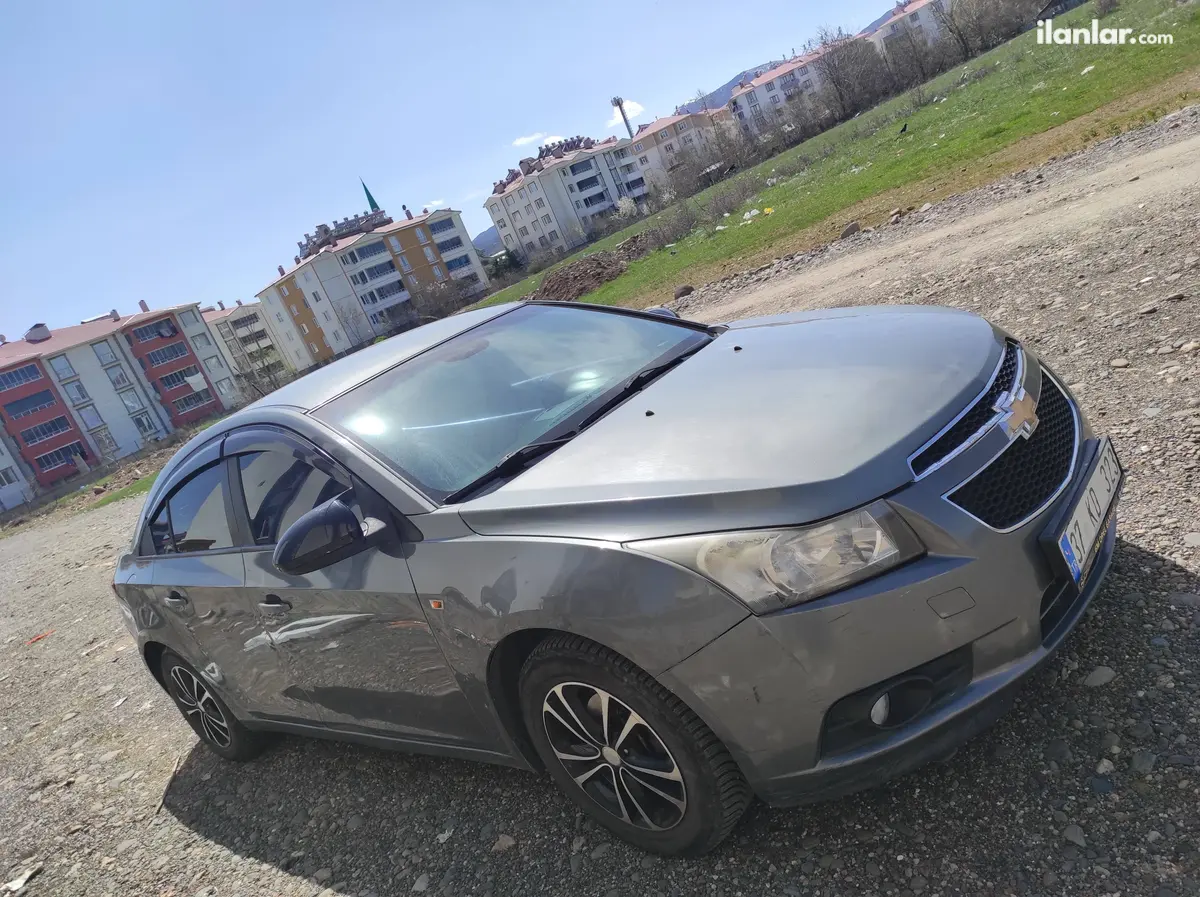 2010 Chevrolet Cruze 1.6 benzinli otomatik otomobil - Fotoğraf 3