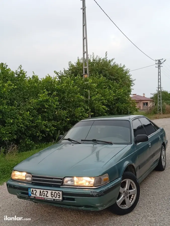 1990 Mazda 626 2.0 benzinli manuel otomobil - Fotoğraf 1