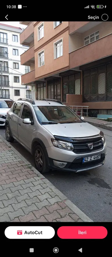 2016 Dacia Sandero 0.9 benzinli otomatik otomobil - Fotoğraf 1