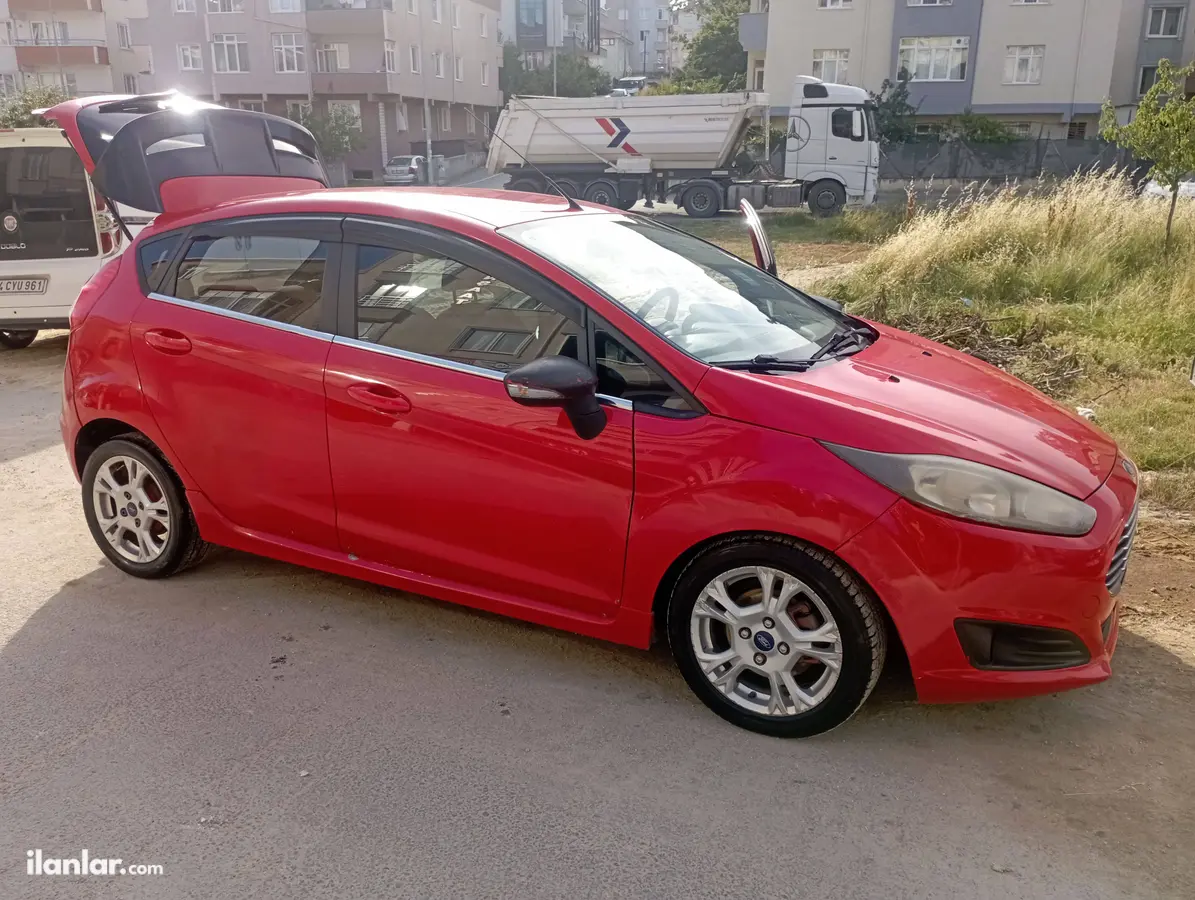 2015 Ford Fiesta 1.25 benzinli manuel otomobil - Fotoğraf 3
