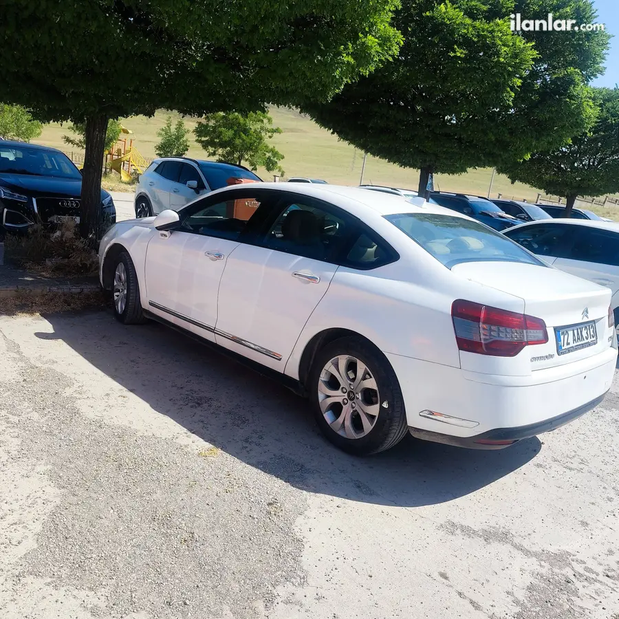 2011 Citroen C5 1.6 e-HDi dizel manuel otomobil - Fotoğraf 1