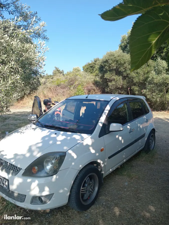 2007 Ford Fiesta 1.4 TDCi dizel manuel otomobil - Fotoğraf 1