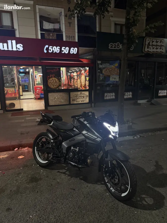 2024 Bajaj Pulsar 125 NS benzinli manuel motosiklet - Fotoğraf 1
