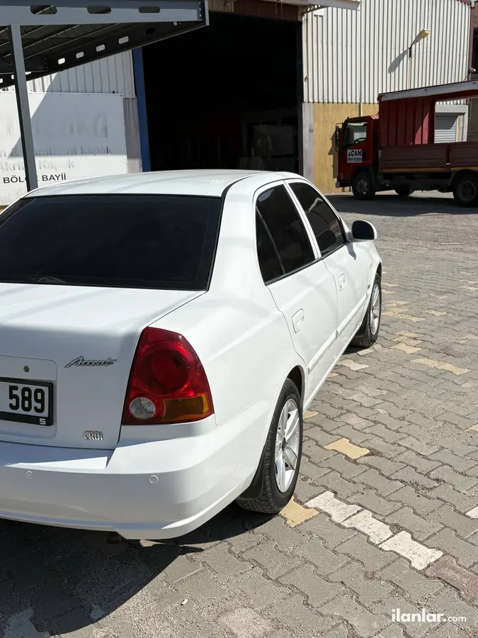 2006 Hyundai Accent 1.5 CRDi dizel manuel otomobil - Fotoğraf 3