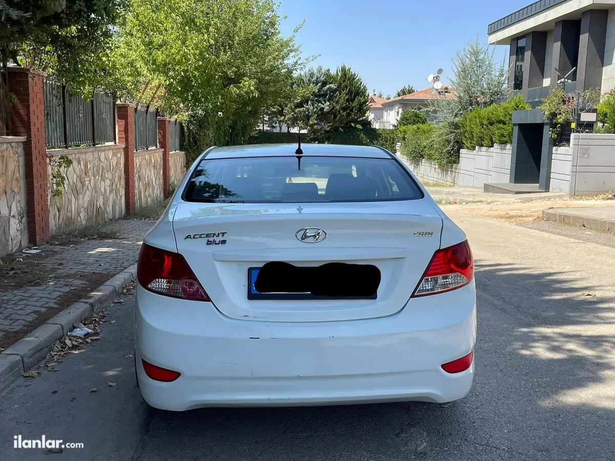 2015 Hyundai Accent Blue 1.6 CRDI dizel yarı Otomatik otomobil - Fotoğraf 2