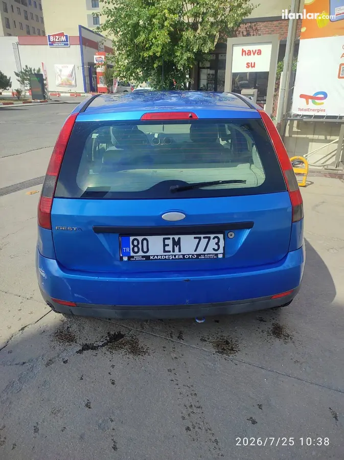 2004 Ford Fiesta 1.4 benzinli manuel otomobil - Fotoğraf 3