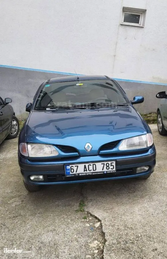 1998 Renault Megane 1.6 benzinli manuel otomobil - Fotoğraf 1
