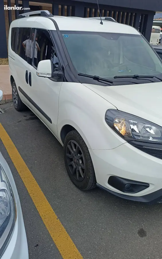 2022 Fiat Doblo Doblo Combi dizel manuel minivan & Panelvan - Fotoğraf 3