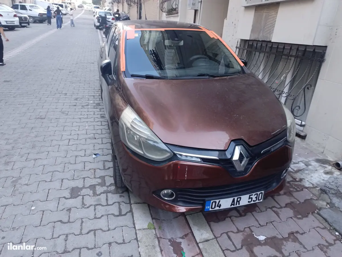 2013 Renault Clio 0.9 TCe benzinli manuel otomobil - Fotoğraf 1