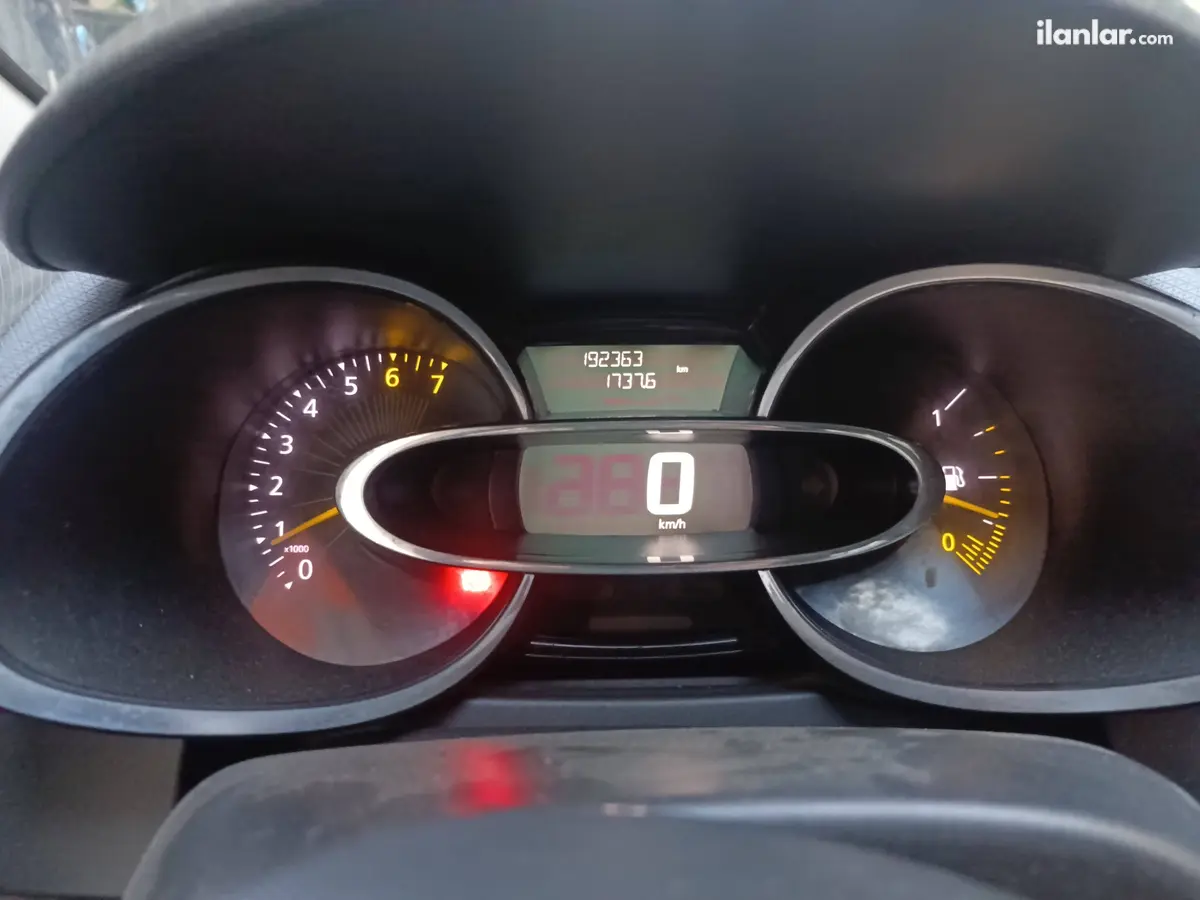2013 Renault Clio 0.9 TCe benzinli manuel otomobil - Fotoğraf 3